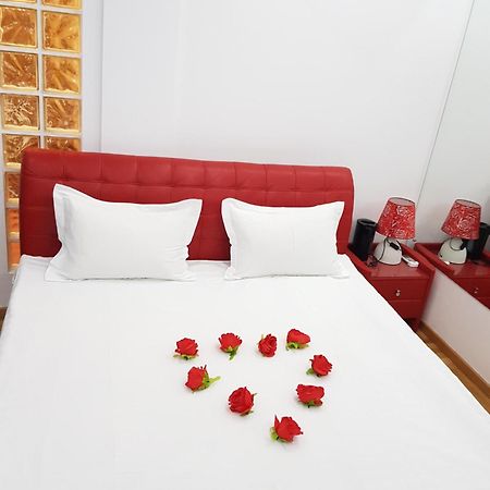 Spa Mega Mall Monza National Arena Bucureşti Phòng bức ảnh